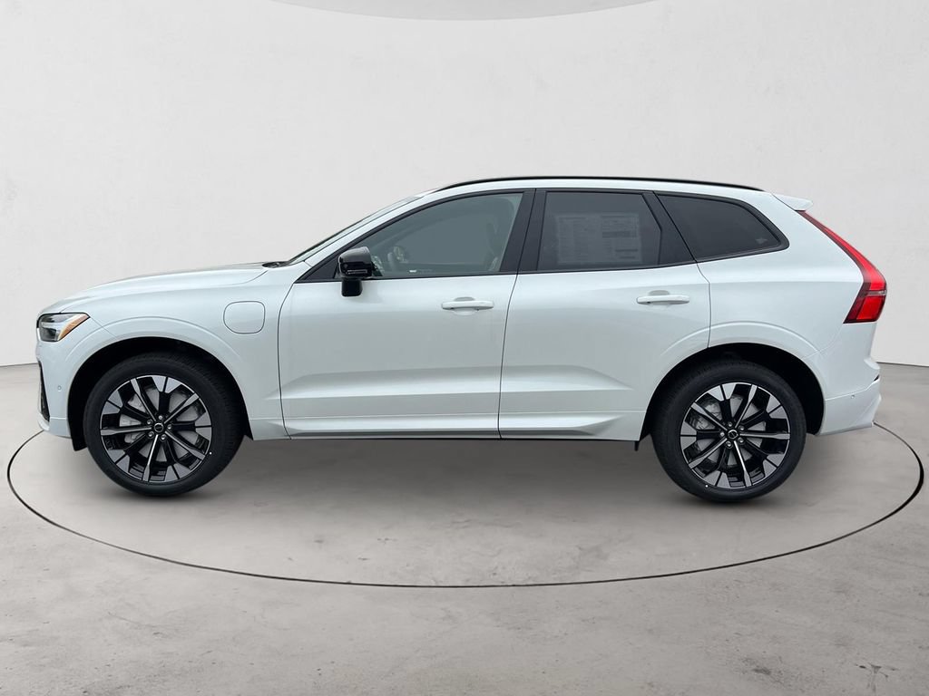 New 2026 Volvo XC60 T8 Plus w/ Protection Package Premier AWD/4WD image 2