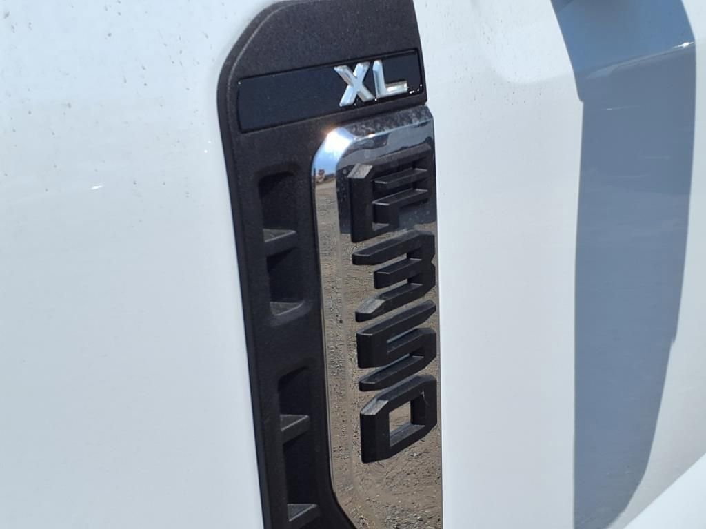 New 2025 Ford F350 XL w/ XL Chrome Package image 26