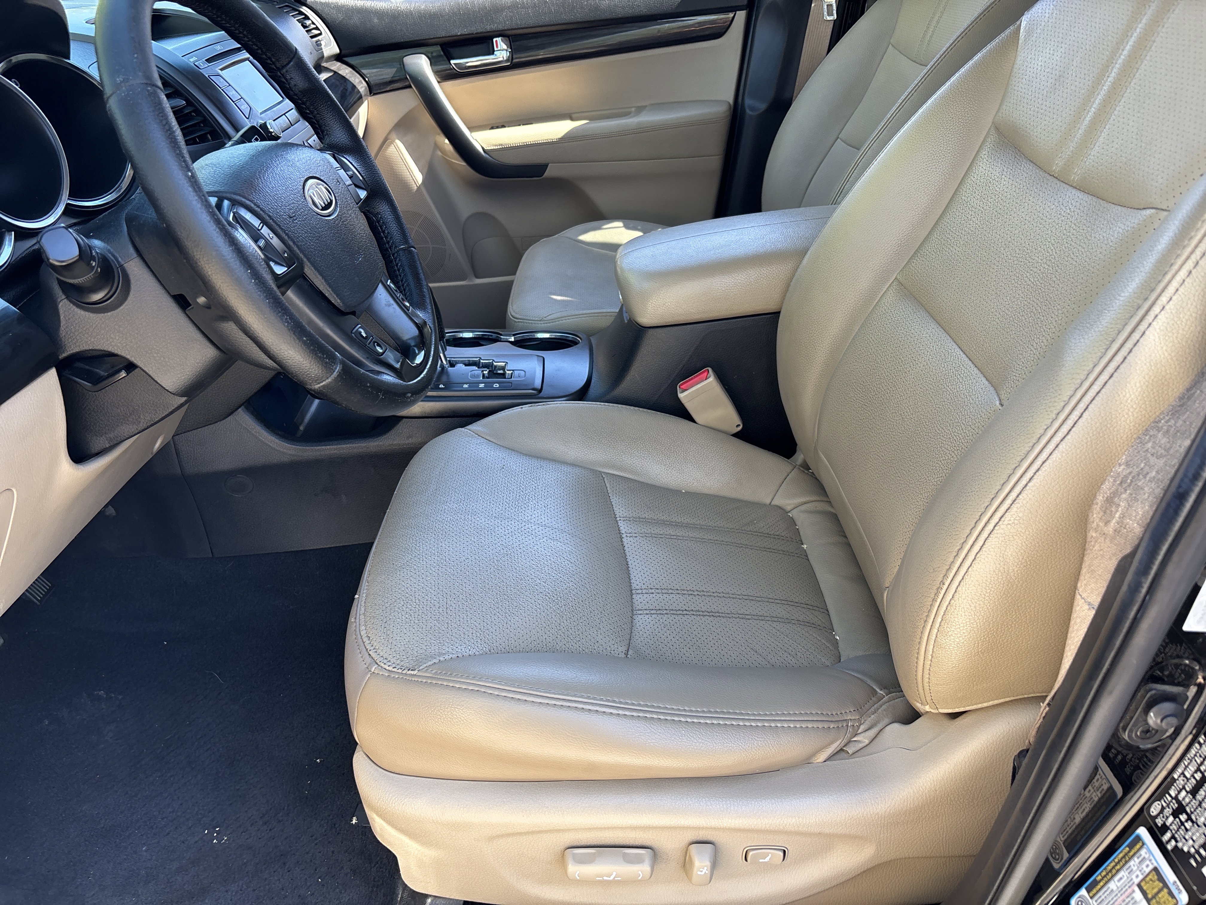Used 2013 Kia Sorento EX FWD image 17