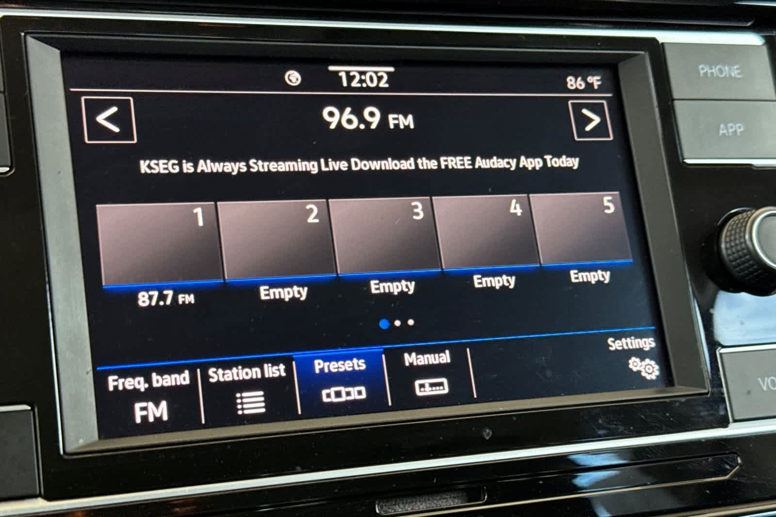 Used 2022 Volkswagen Taos S w/ IQ Drive S Package FWD image 19