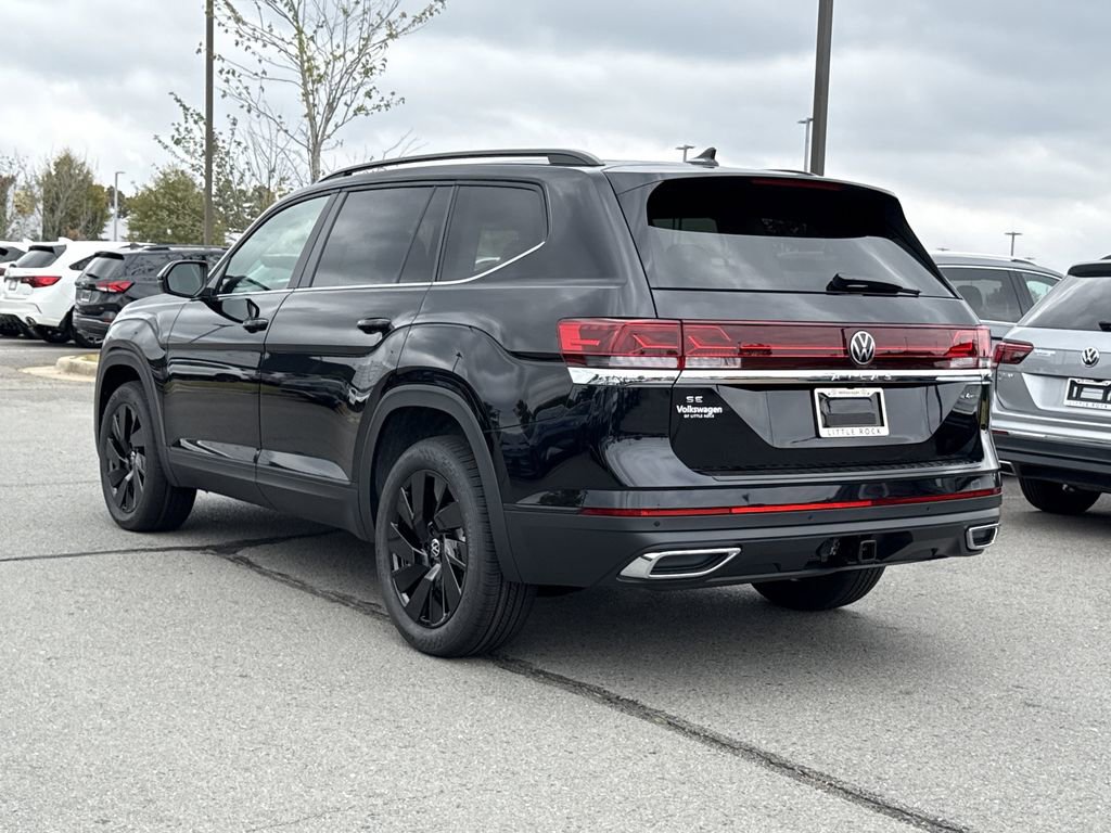 New 2026 Volkswagen Atlas SE image 3