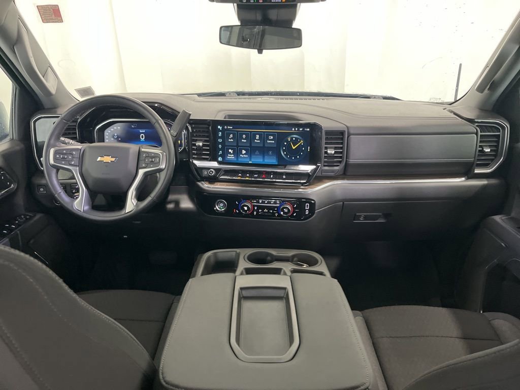 Used 2023 Chevrolet Silverado 1500 LT image 9