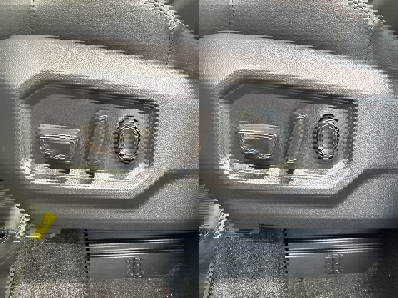 New 2026 Toyota Tundra Limited image 12