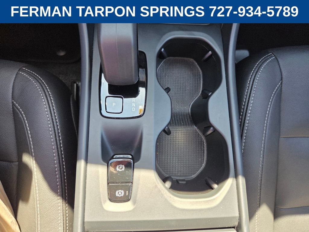 Certified 2025 Volvo XC40 B5 Core image 28