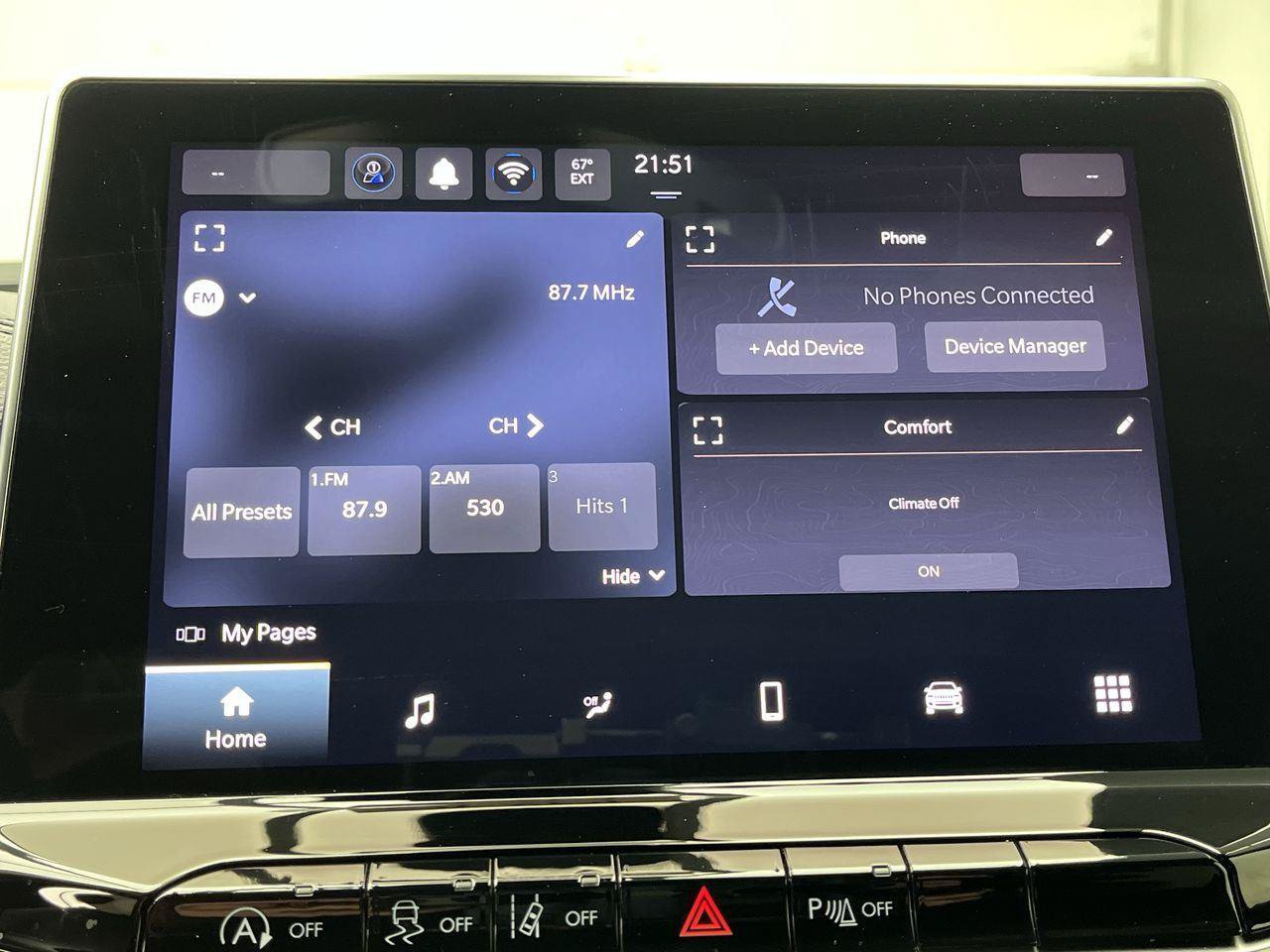 Used 2025 Jeep Compass Trailhawk AWD/4WD image 17