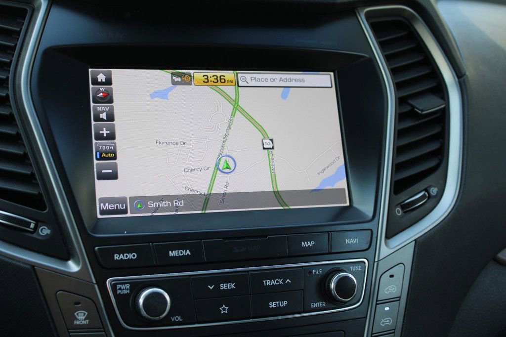 Used 2019 Hyundai Santa Fe XL image 19