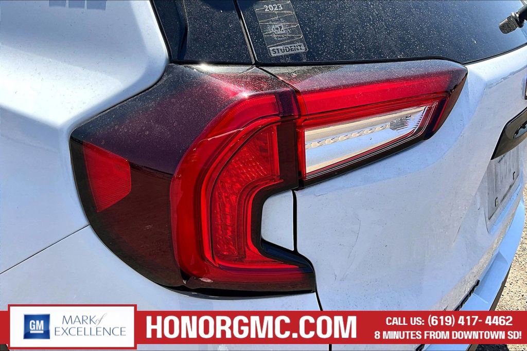 Used 2022 GMC Terrain SLE w/ Driver Convenience Package image 22
