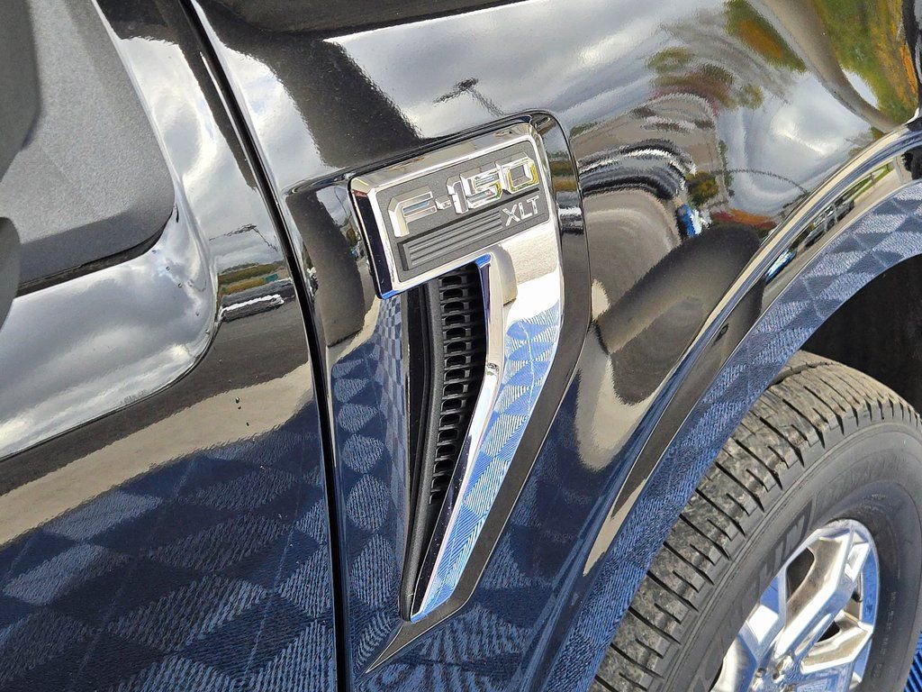 Used 2022 Ford F150 XLT w/ Equipment Group 302A High image 29