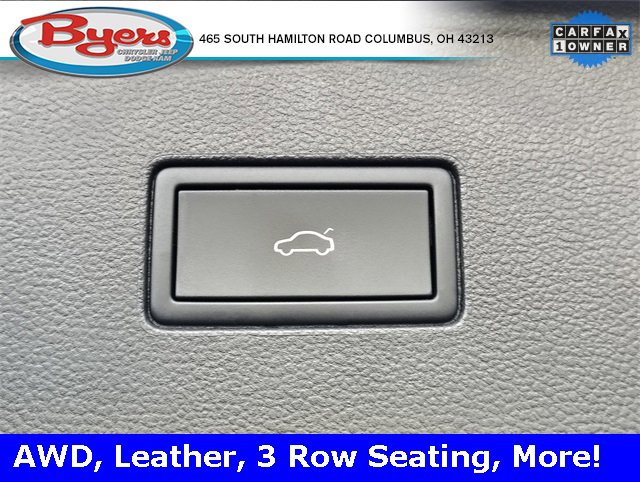 Used 2025 Volkswagen Atlas SE image 37