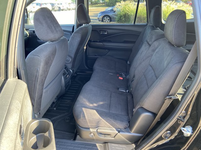 Used 2022 Honda Pilot Sport image 16