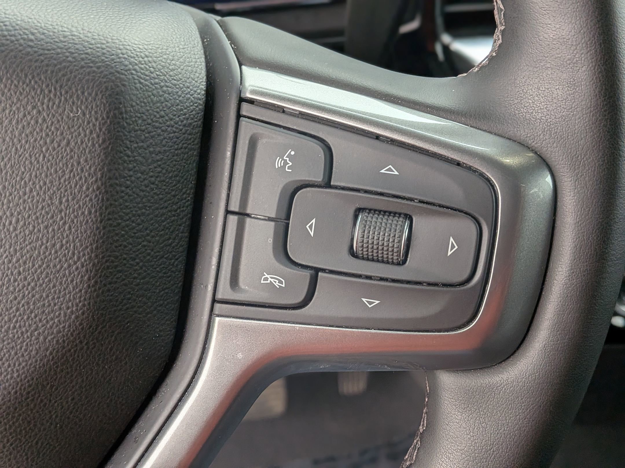 Certified 2024 Chevrolet Silverado 1500 LT image 22