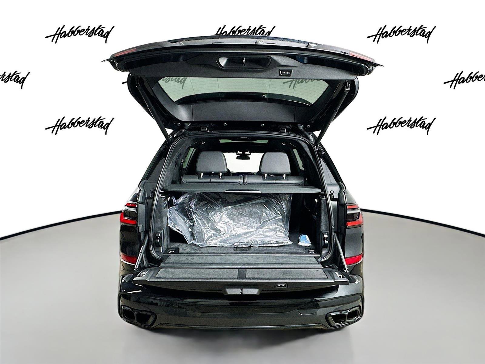 Certified 2024 BMW X7 M60i w/ Executive Package image 28