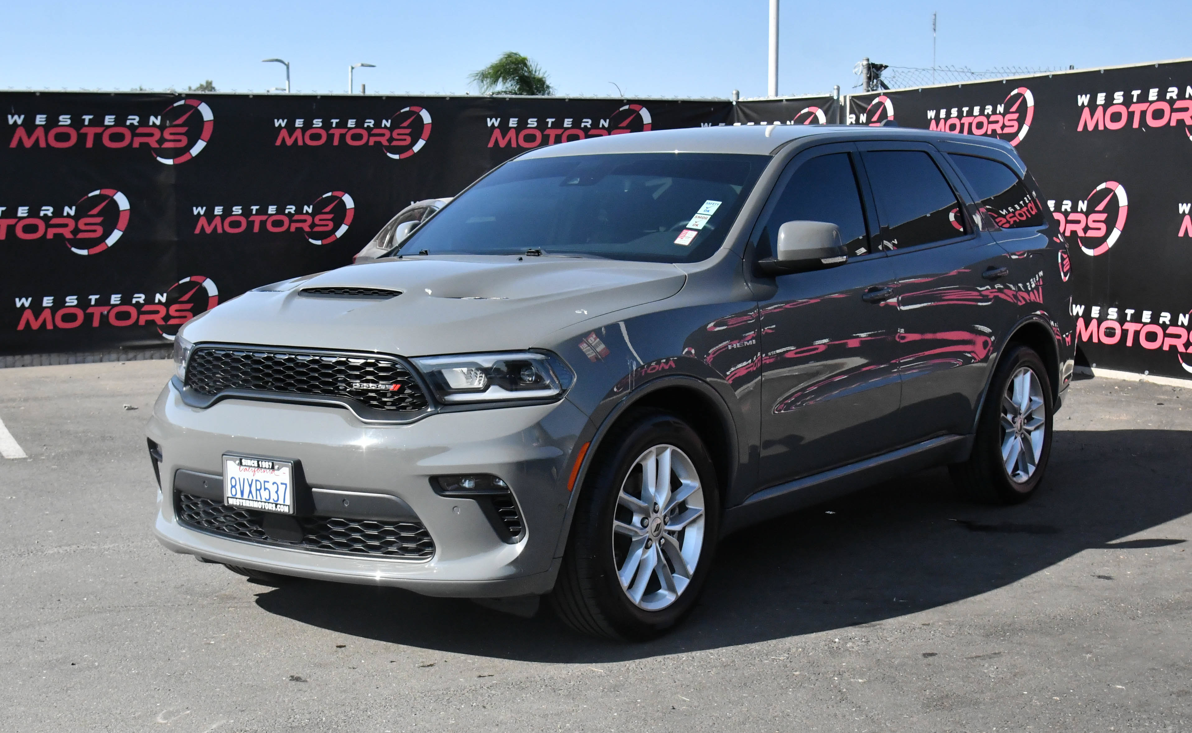 Used 2021 Dodge Durango R/T w/ Technology Group RWD image 3