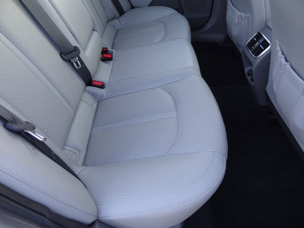 Used 2017 Kia Optima EX w/ Premium Package FWD image 10
