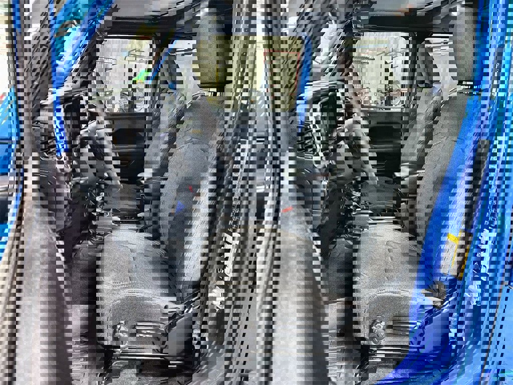 Used 2024 Jeep Wrangler Sport S image 12