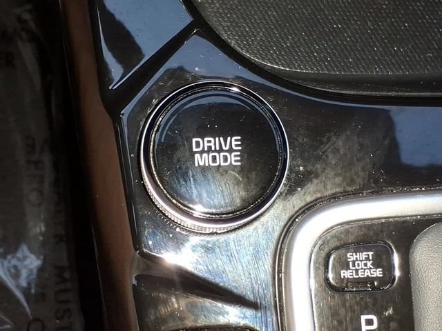 Used 2025 Kia Seltos S AWD/4WD image 22