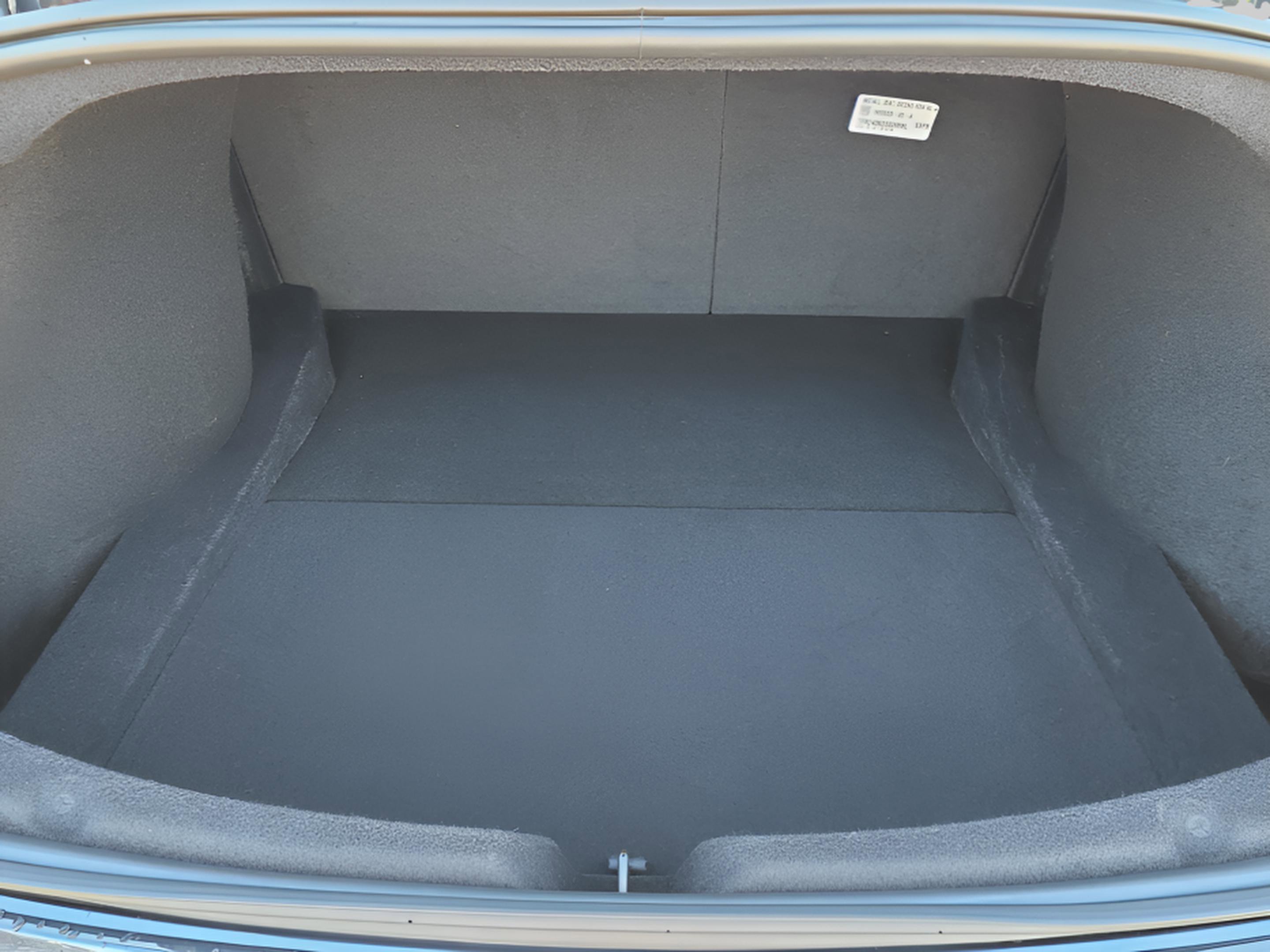 Used 2024 Tesla Model 3 image 33