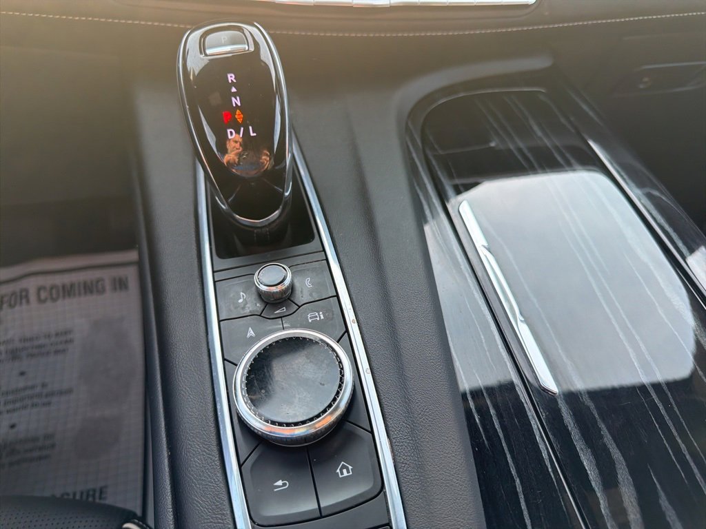 Used 2023 Cadillac Escalade Sport w/ LPO, ONYX Package image 24