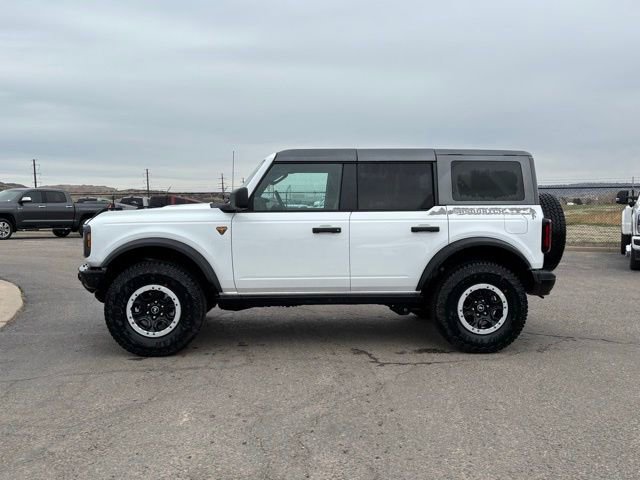 New 2026 Ford Bronco Badlands image 2