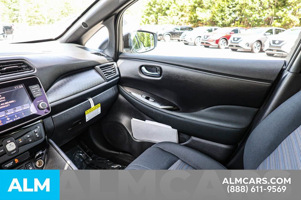 Used 2025 Nissan Leaf SV Plus image 51