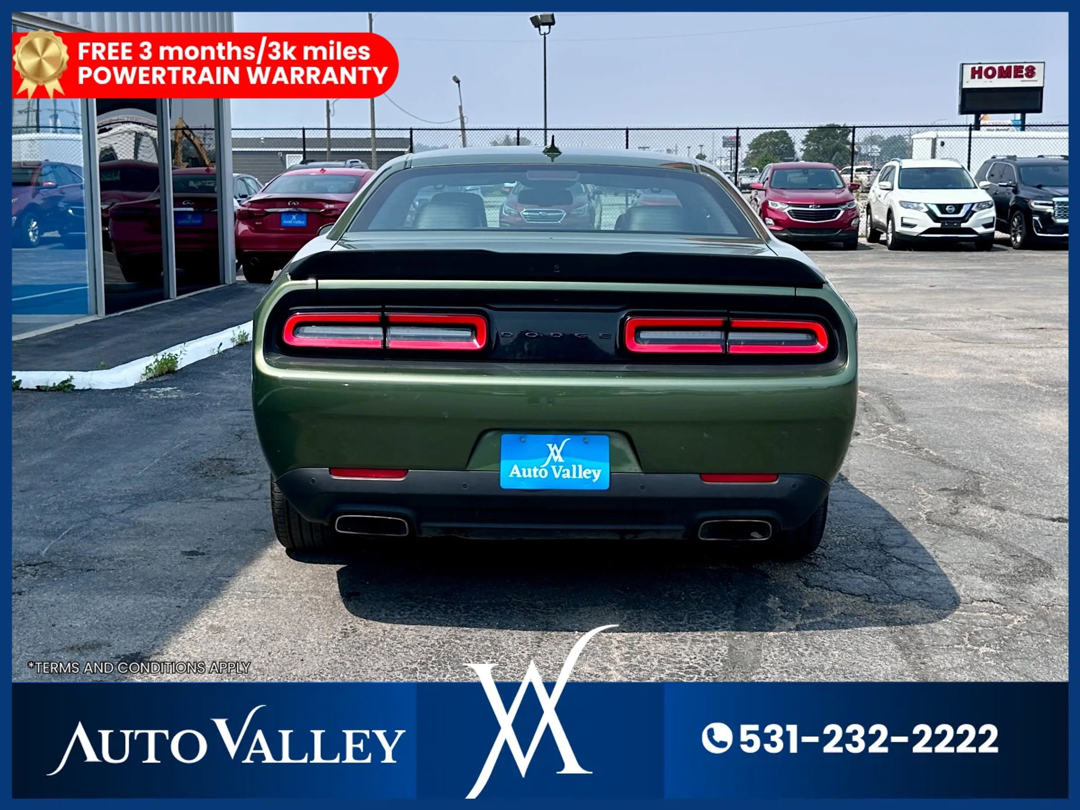 Used 2022 Dodge Challenger R/T w/ Plus Package image 6