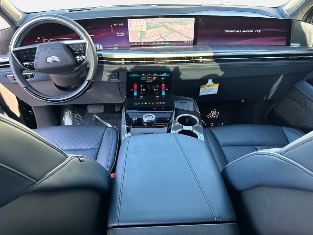 New 2025 Cadillac Escalade IQ Sport 2 AWD/4WD image 17