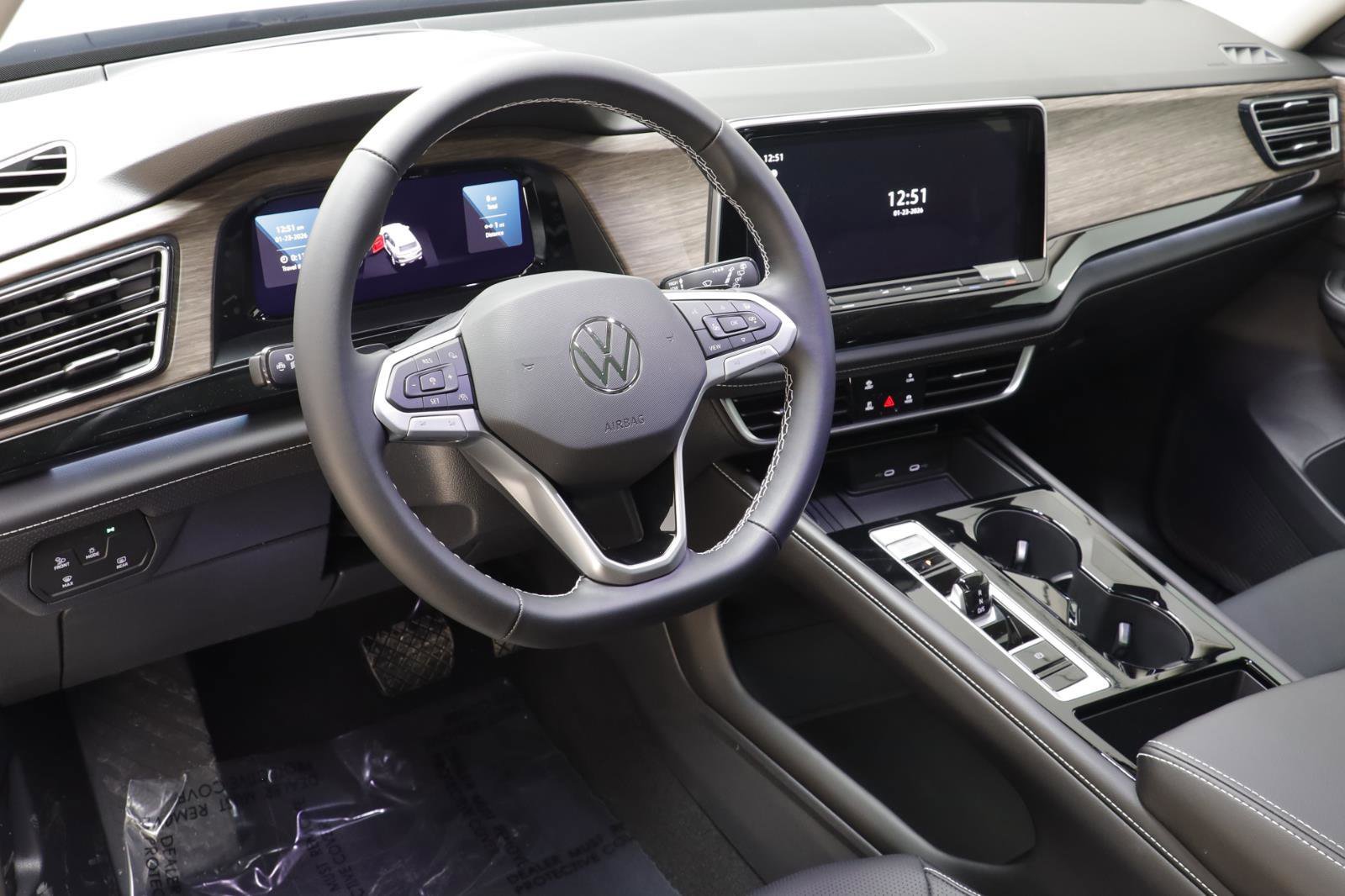 New 2026 Volkswagen Atlas SEL image 7