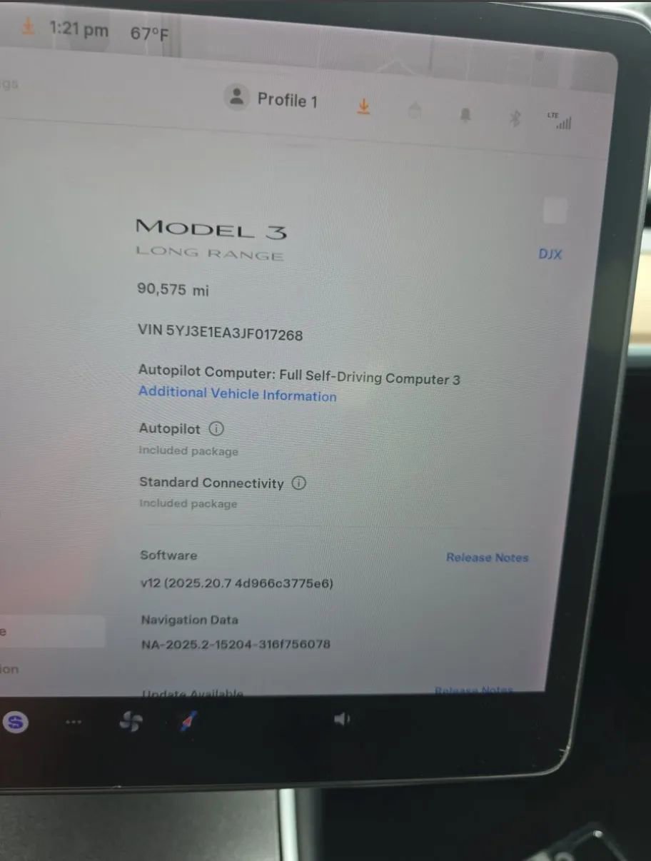 Used 2018 Tesla Model 3 Long Range image 31