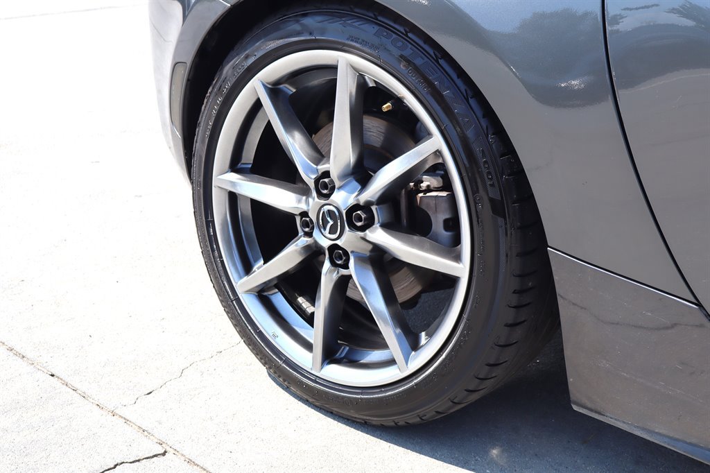 Used 2020 MAZDA MX-5 Miata RF Club RWD image 24