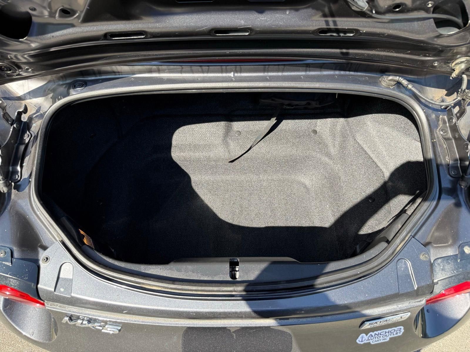 Used 2016 MAZDA MX-5 Miata Grand Touring RWD image 12
