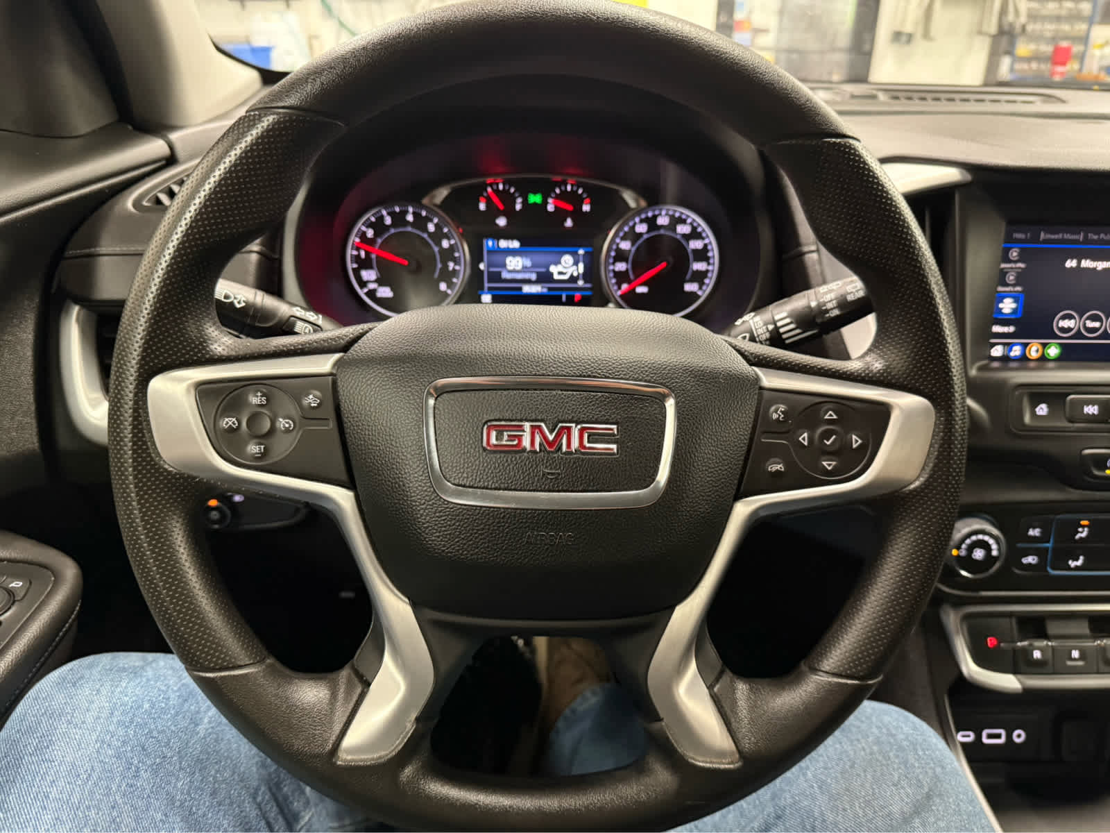 Used 2023 GMC Terrain SLE w/ Elevation Edition AWD/4WD image 26