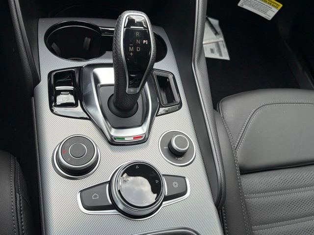 New 2026 Alfa Romeo Giulia AWD w/ Driving Assist Package image 31