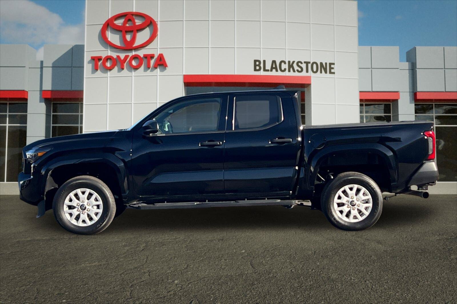 Certified 2024 Toyota Tacoma SR w/ SR Upgrade Package RWD image 6