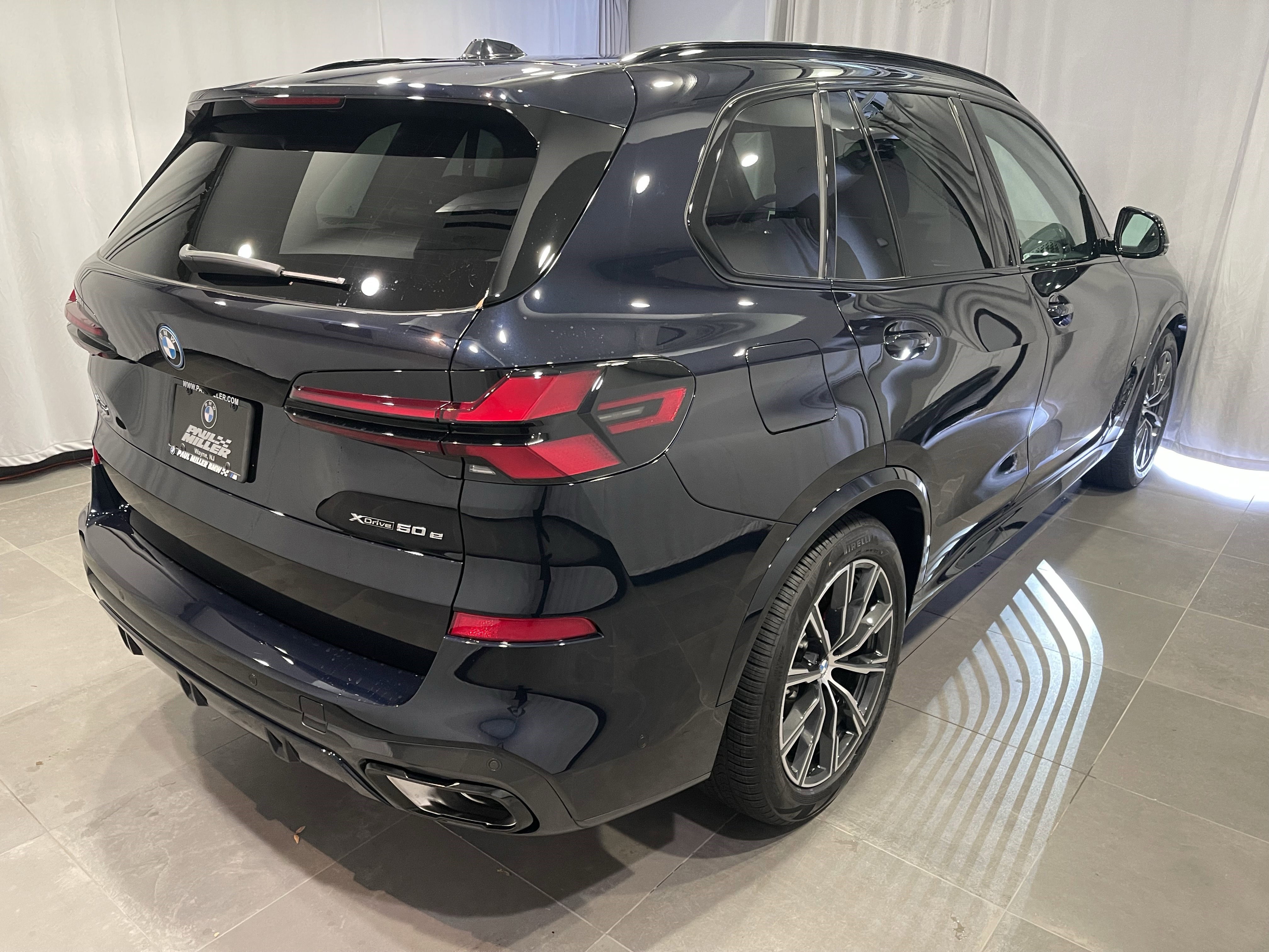 New 2026 BMW X5 xDrive50e AWD/4WD image 6