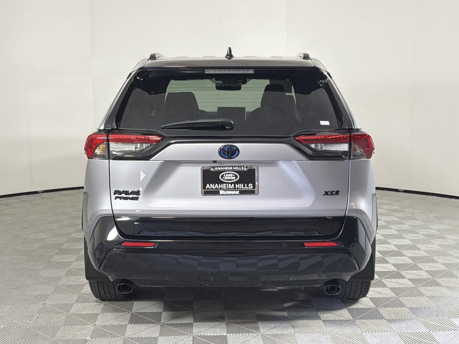 Used 2022 Toyota RAV4 XSE w/ Premium Package image 4