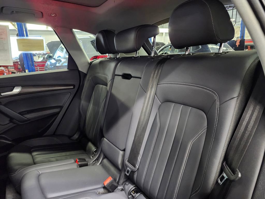 Used 2023 Audi Q5 2.0T Premium Plus w/ Premium Plus Package image 13