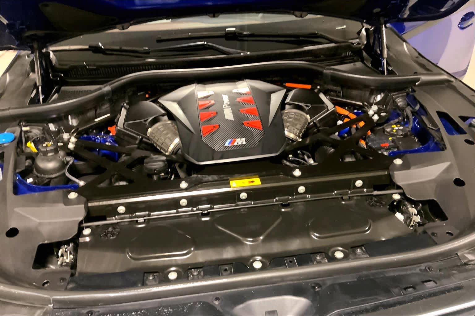 Certified 2023 BMW XM AWD/4WD image 30
