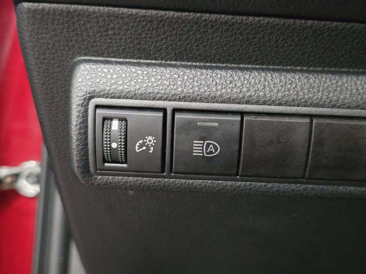 Certified 2024 Toyota Corolla LE image 24