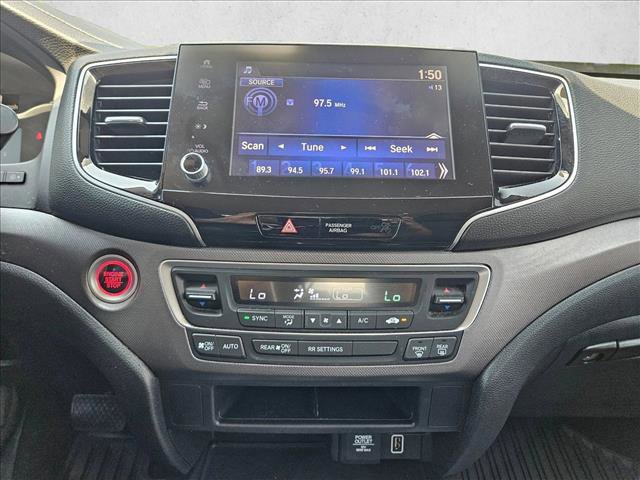 Used 2021 Honda Ridgeline Sport image 14