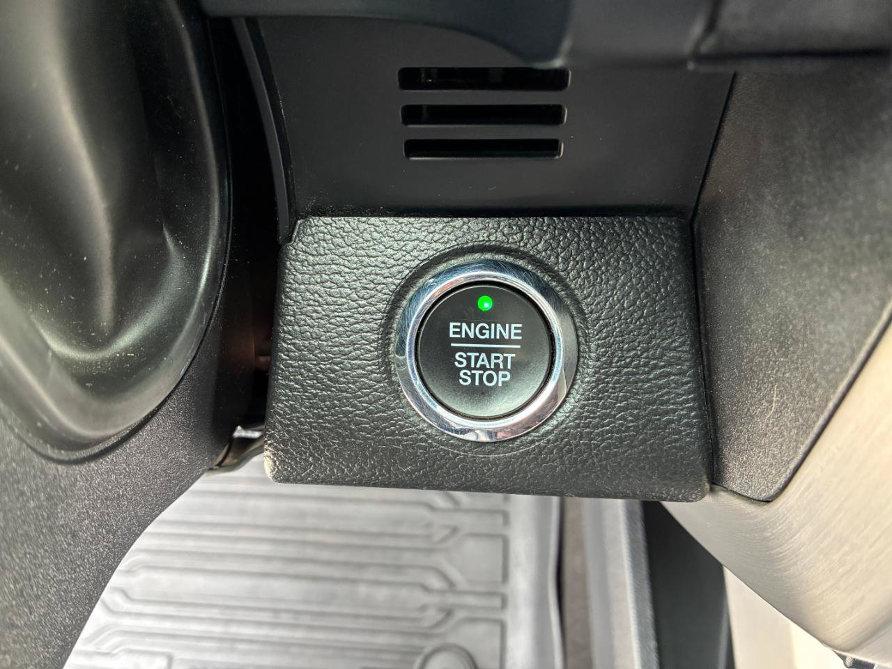 Used 2018 Ford F250 Platinum w/ Platinum Ultimate Package AWD/4WD image 33