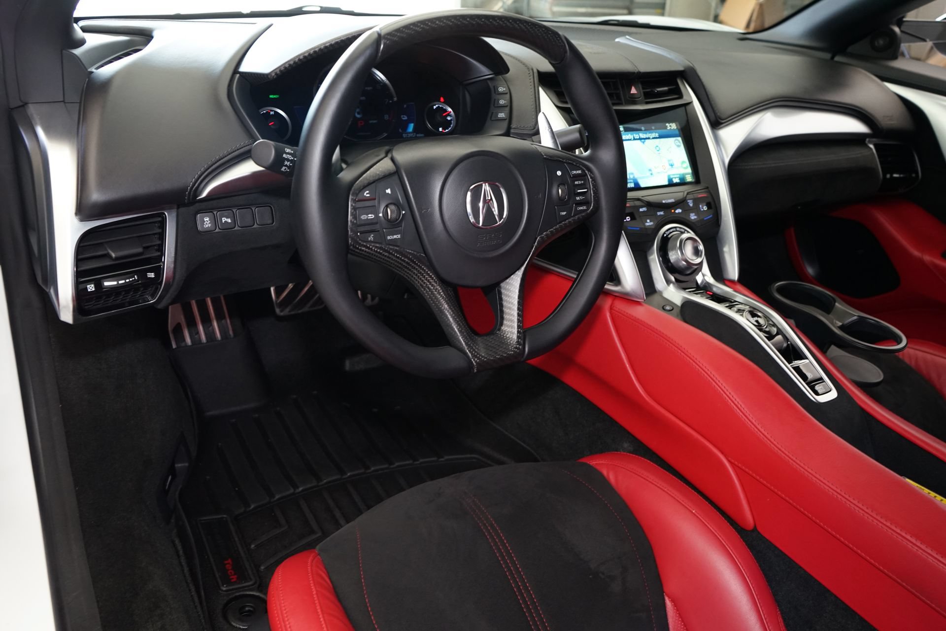 Used 2017 Acura NSX AWD/4WD image 4
