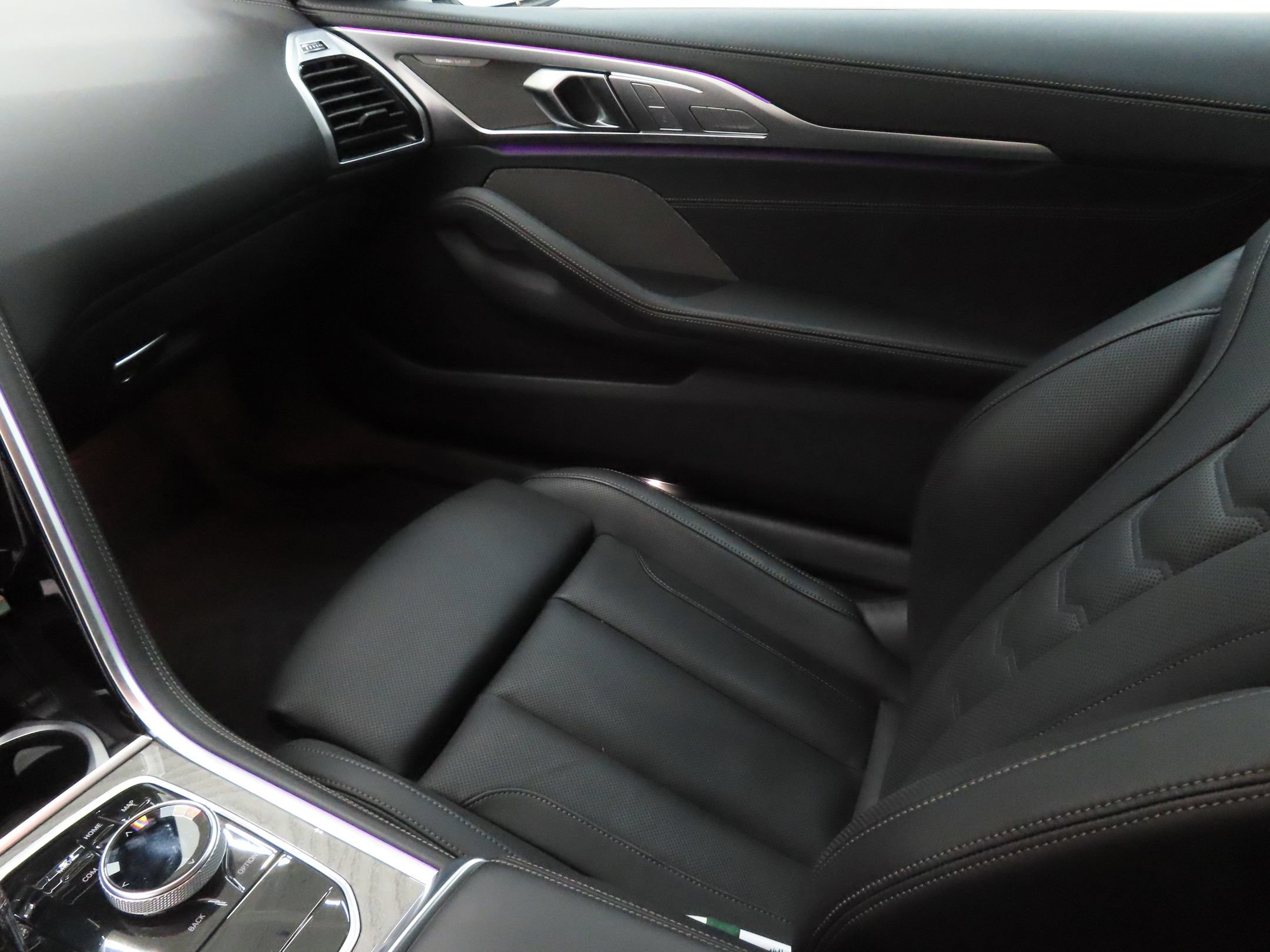 Used 2023 BMW 840i Coupe w/ M Sport Professional Package RWD image 20
