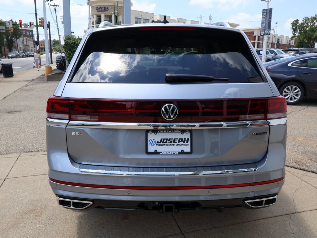 New 2026 Volkswagen Atlas SEL Premium R-Line AWD/4WD image 4