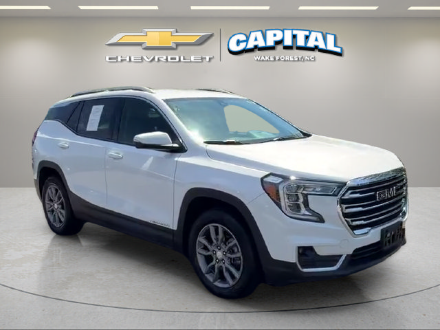 Used 2024 GMC Terrain SLT AWD/4WD image 8