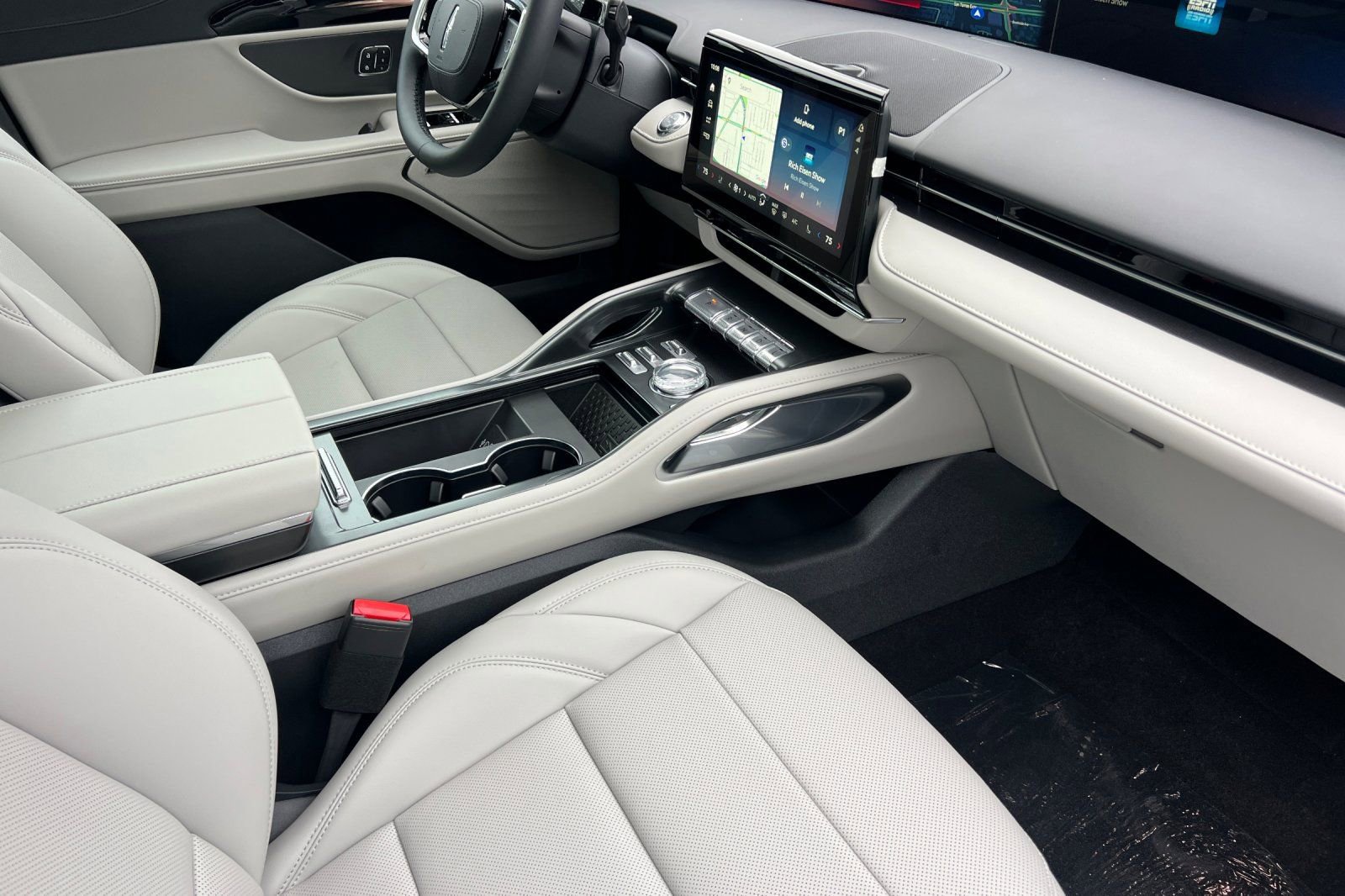 New 2026 Lincoln Nautilus Premier w/ Equipment Group 102A image 14