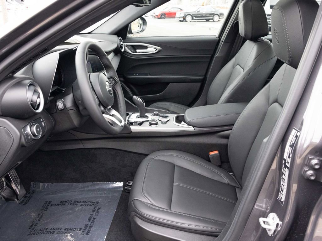 New 2026 Alfa Romeo Giulia AWD w/ Driving Assist Package image 23