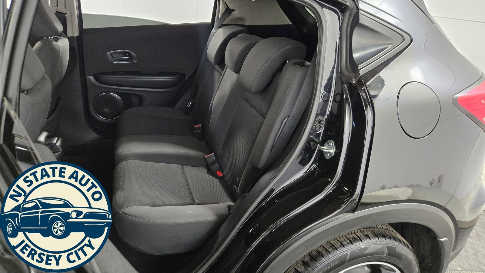 Used 2022 Honda HR-V EX image 26