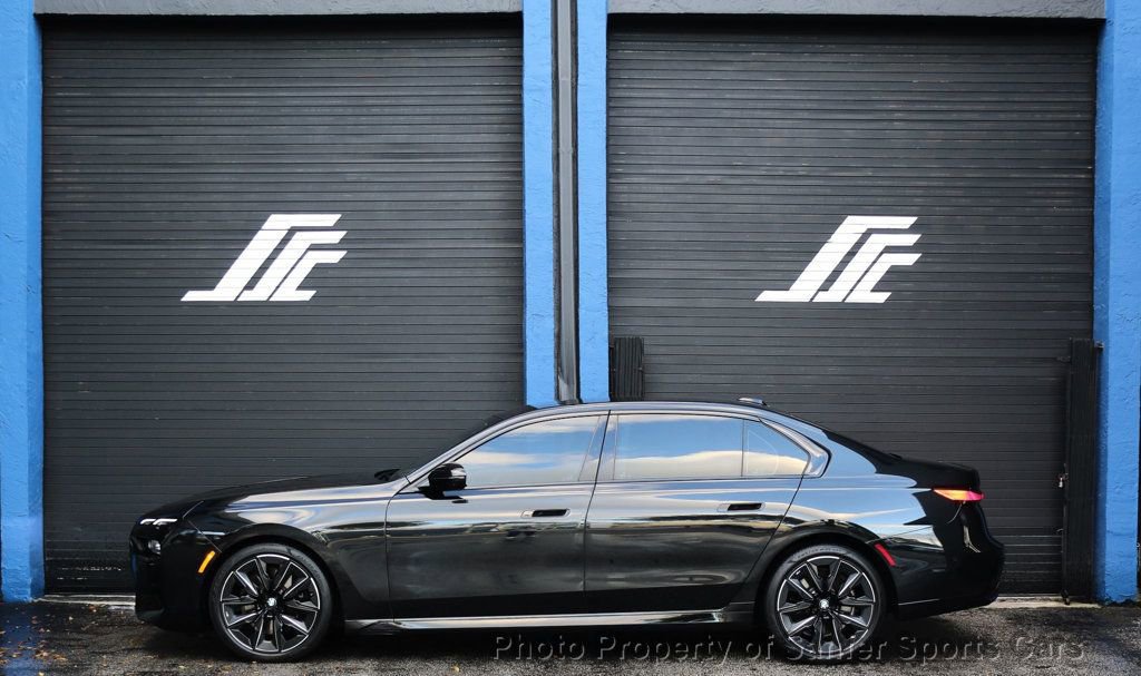 Used 2023 BMW 740i w/ Parking Assistance Package image 2