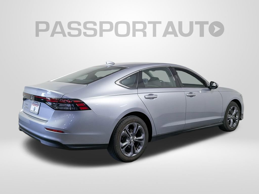 Used 2023 Honda Accord EX image 3