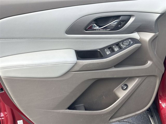 Used 2018 Chevrolet Traverse LT image 21